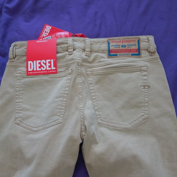 Diesel 1979 Sleenker OENAK W30 L30 Beige Skinny Fit Low Waist Skinny Leg Pants - Picture 6 of 15